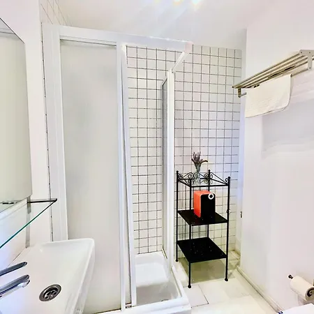 Apartman San Lorenzo - *